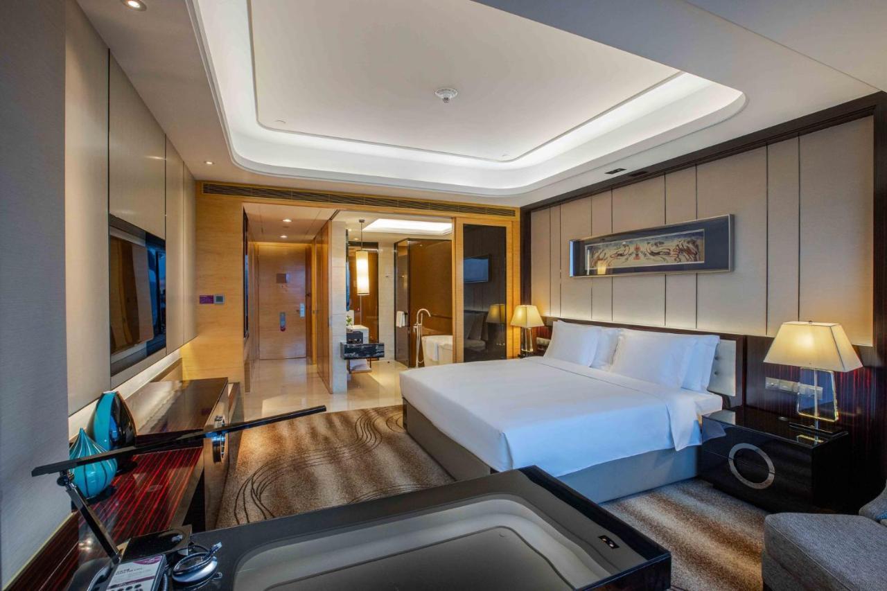 Crowne Plaza Hotel Lanzhou By Ihg Exteriör bild